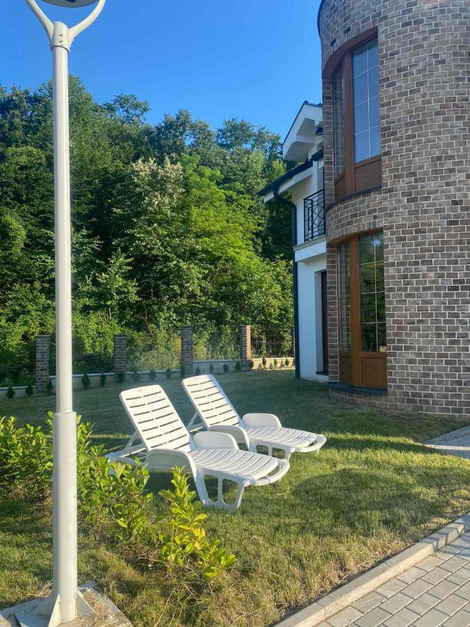 Crown House Lejlighedshotel Vrnjačka Banja Eksteriør billede