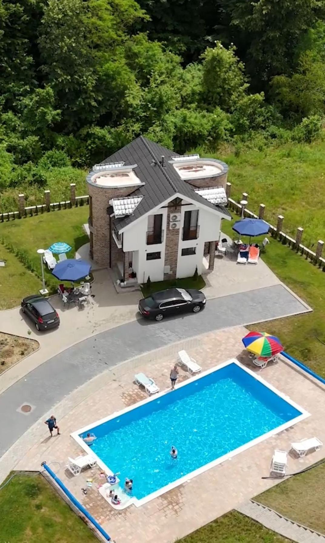 Crown House Lejlighedshotel Vrnjačka Banja Eksteriør billede